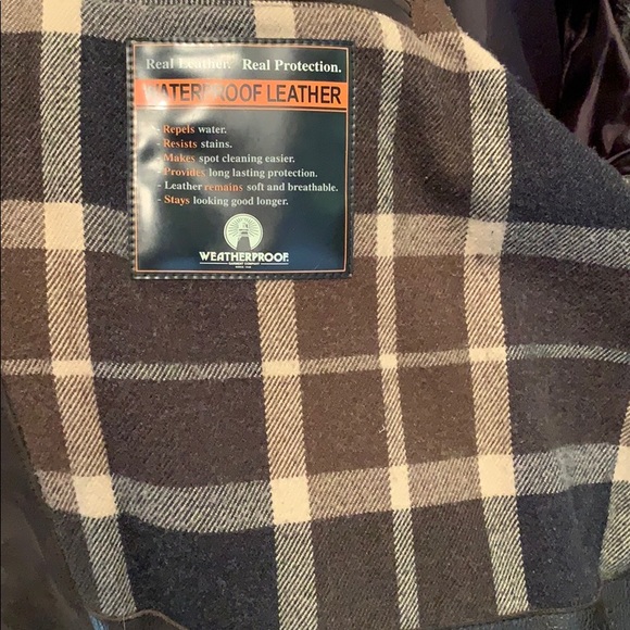 Leather jacket - Picture 5 of 6